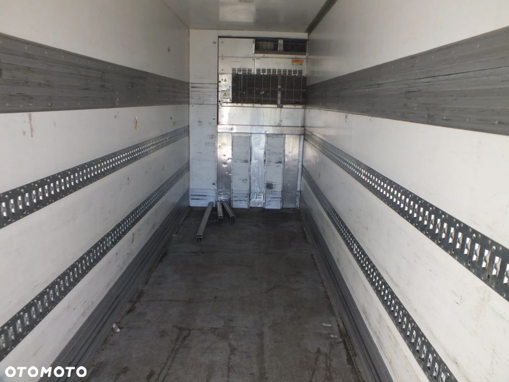 DAF LF 250 - 8