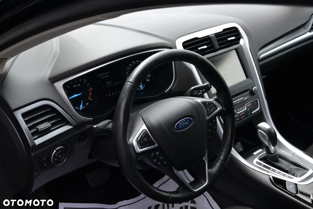 Ford Mondeo 2.0 TDCi Titanium PowerShift - 37