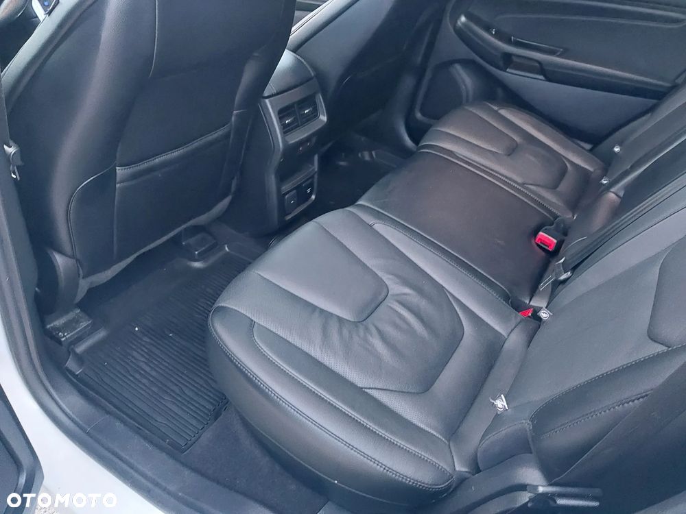 Ford Edge - 12