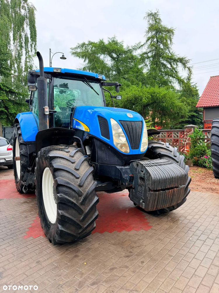 New Holland T 7050 - 15