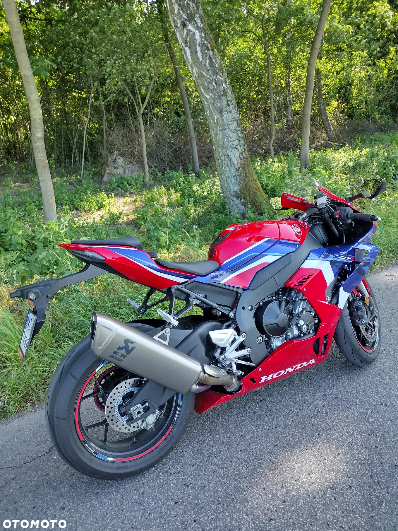 Honda CBR - 16
