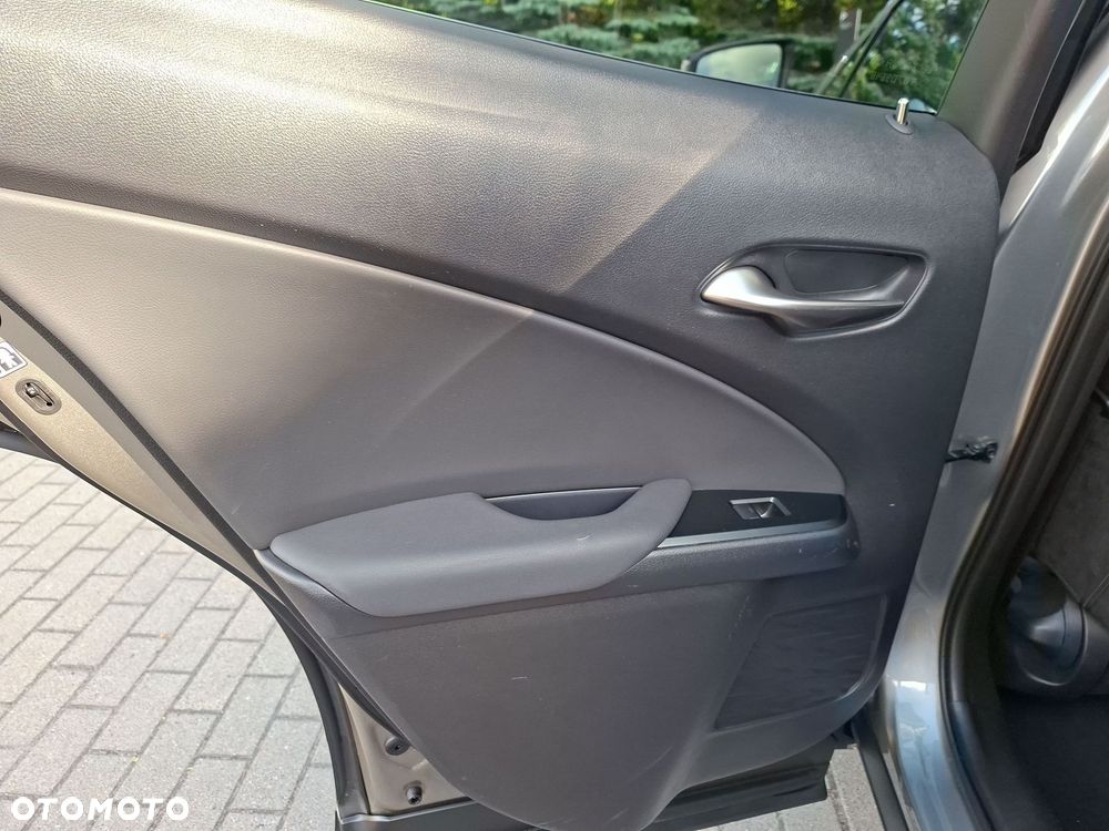 Lexus UX 300h Business - 15