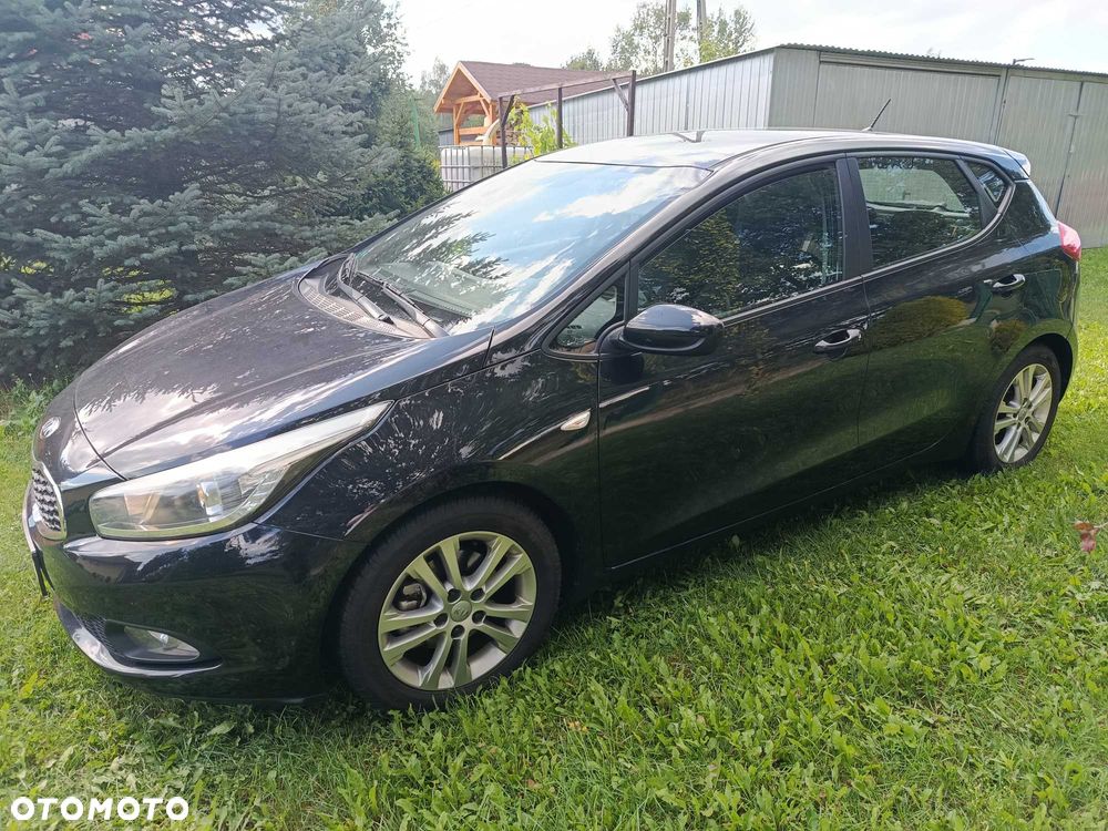 Kia Ceed - 4