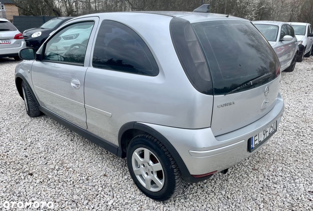 Opel Corsa - 16