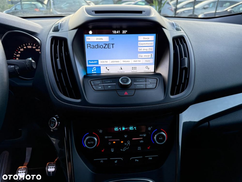 Ford Kuga 2.0 TDCi 4x2 ST-Line - 30