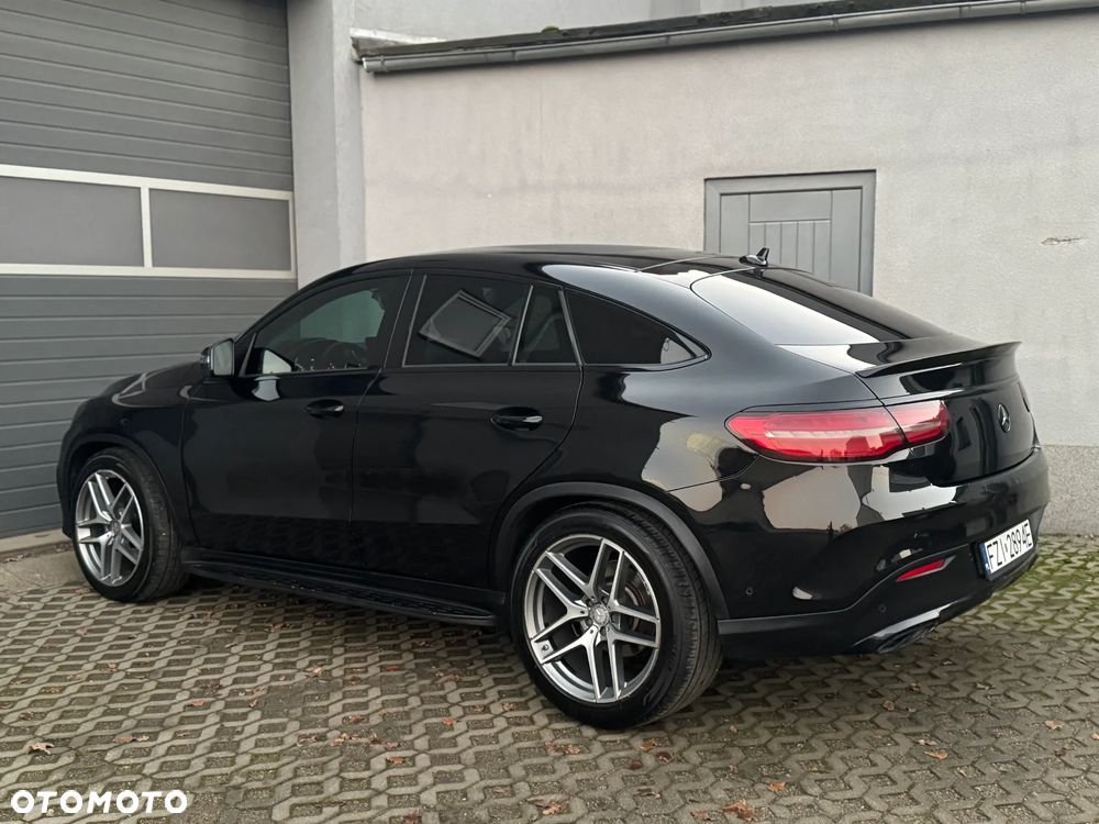 Mercedes-Benz GLE - 13