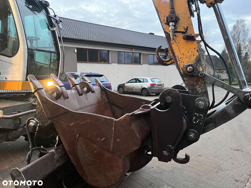 Liebherr A900C Litronic - 7