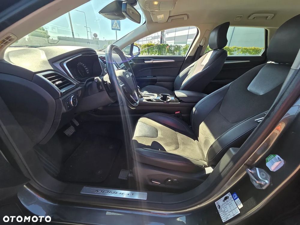 Ford Mondeo 2.0 TDCi STart-Stopp PowerShift-Aut Titanium - 12
