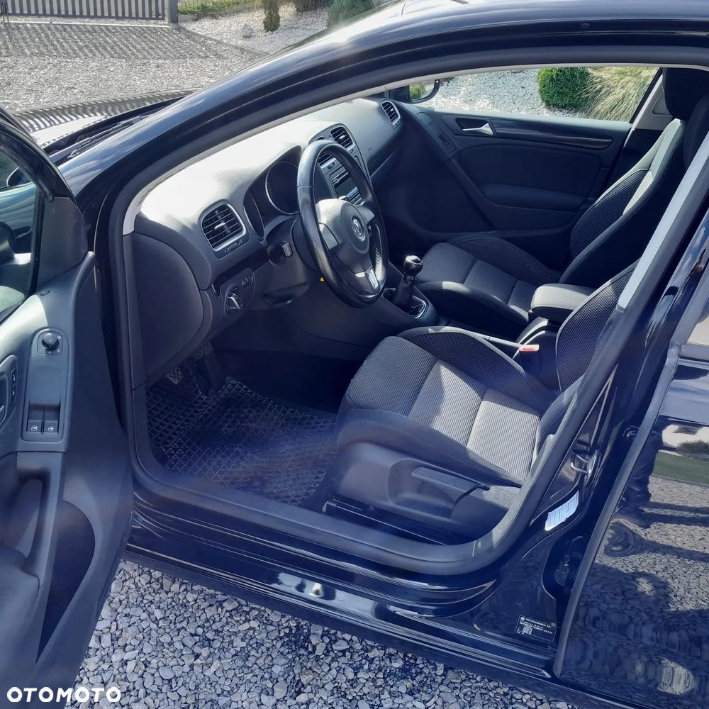 Volkswagen Golf - 13