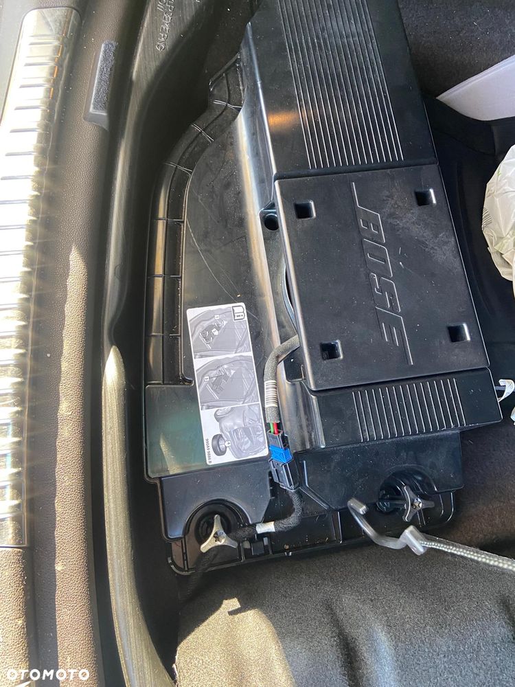 Renault Espace 1.6 dCi Energy Initiale Paris EDC - 24