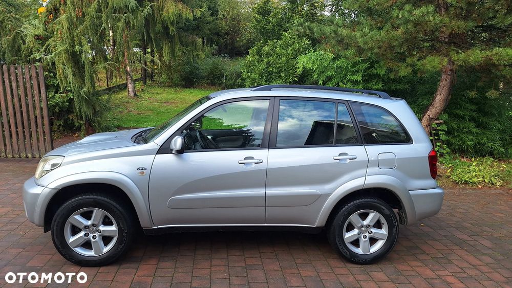 Toyota RAV4 2.0 D-4D Sol - 4