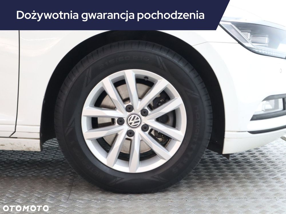 Volkswagen Passat Variant - 17