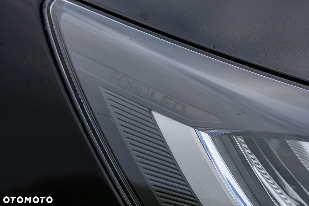 Ford Focus 1.5 EcoBlue STart-Stopp-System ST-LINE X - 8