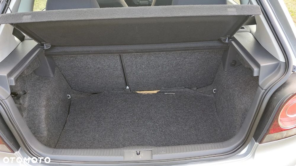 Volkswagen Polo 1.6 Comfortline - 7