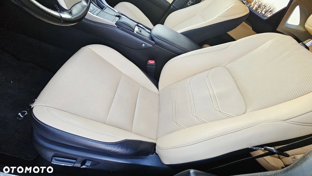 Lexus NX 300 Comfort AWD - 29