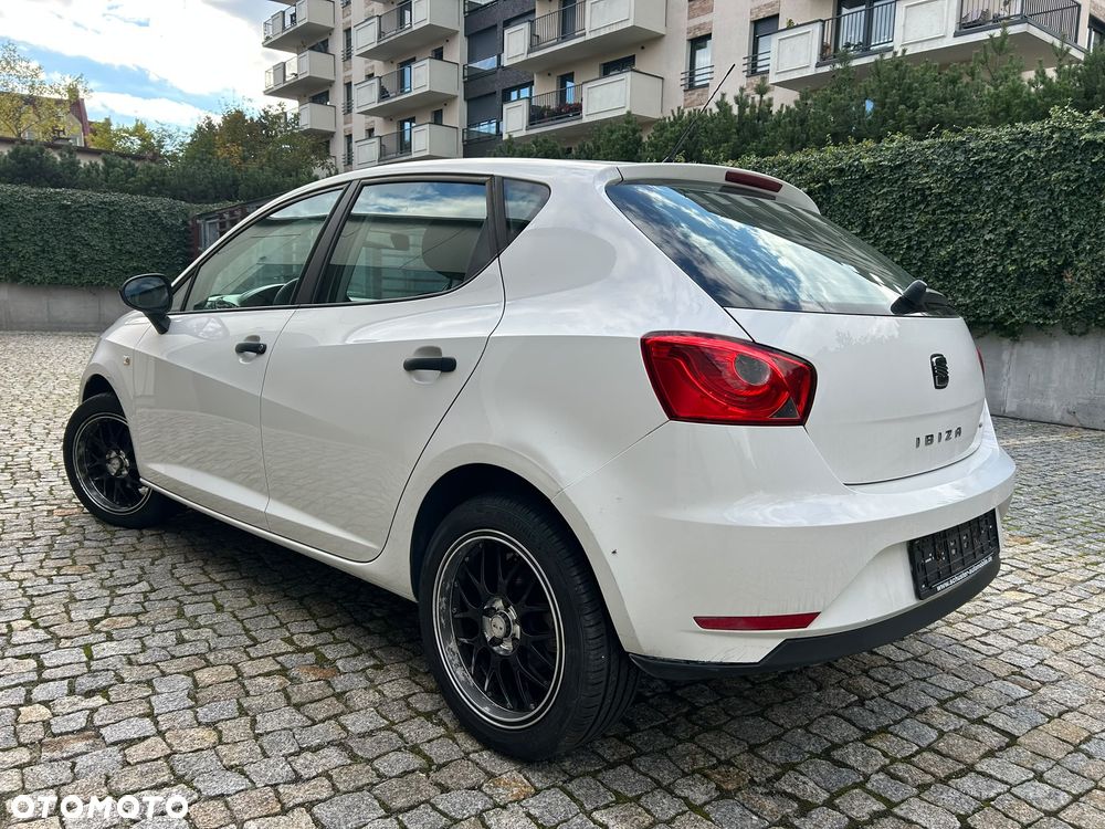 Seat Ibiza 2013 photo 4