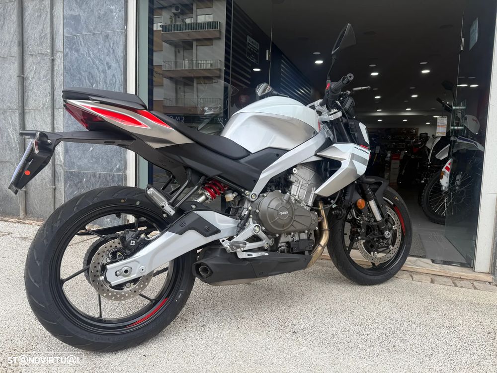 Aprilia Tuono 457 - MOTA DE SERVIÇO !! - DESDE 85 EUR / MÊS !! - 2