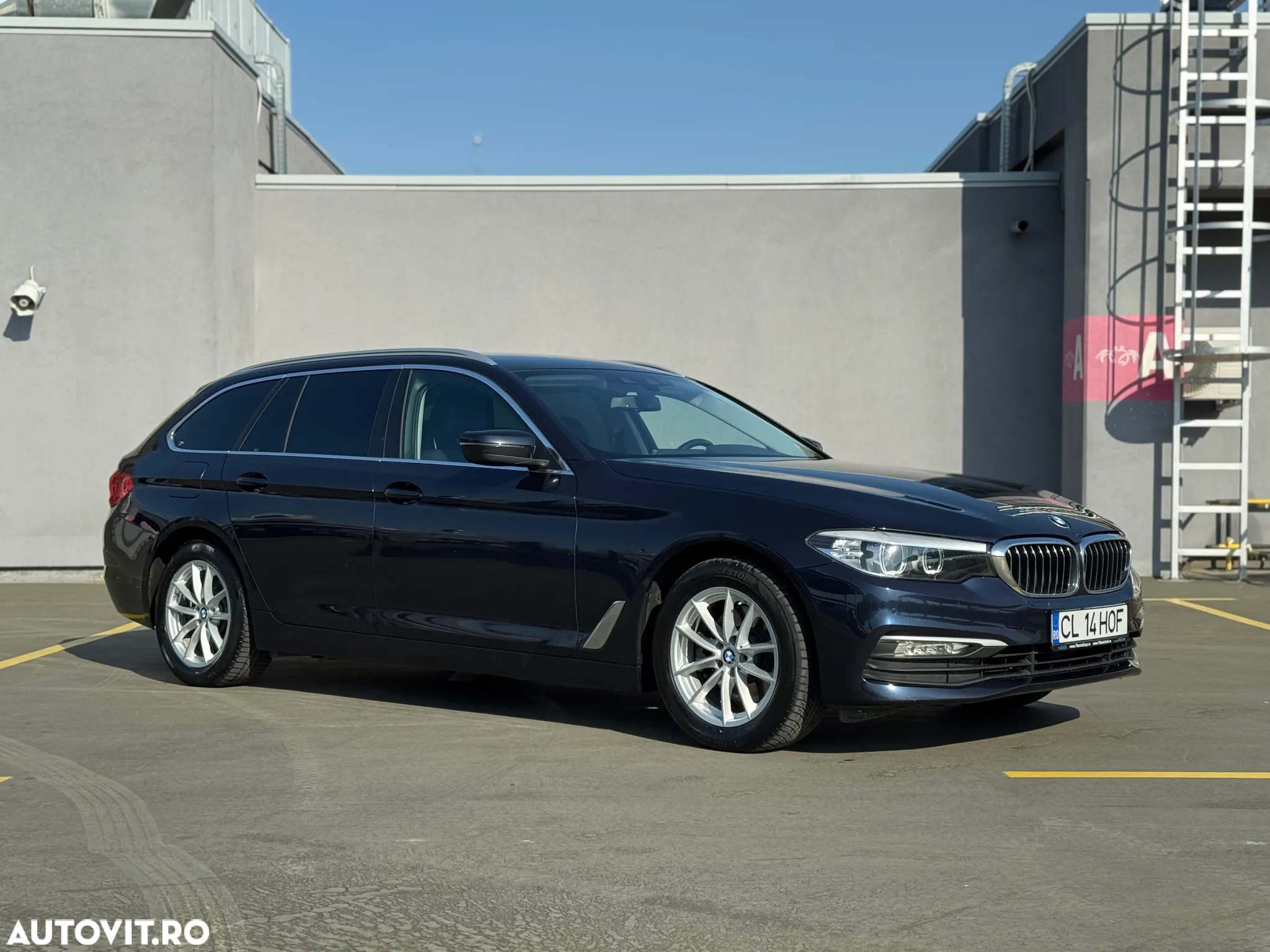 BMW Seria 5 520d xDrive AT - 4