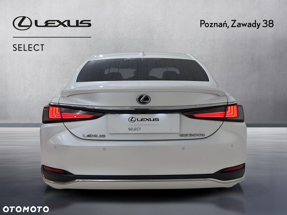 Lexus ES 300h Business Edition - 7