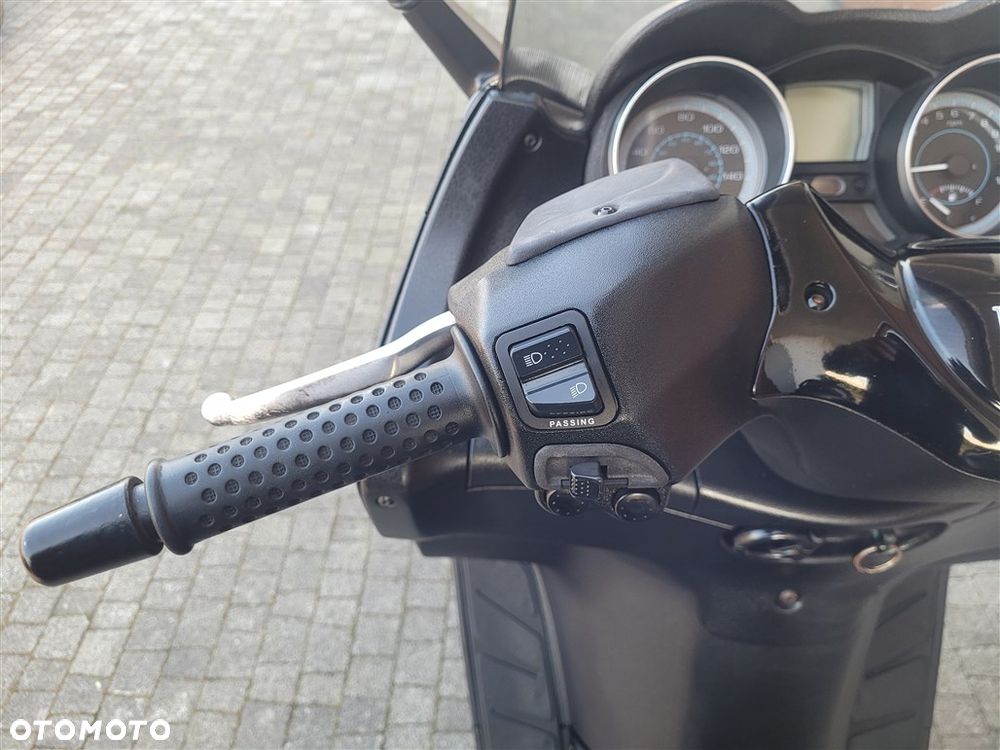 Piaggio Xevo - 28