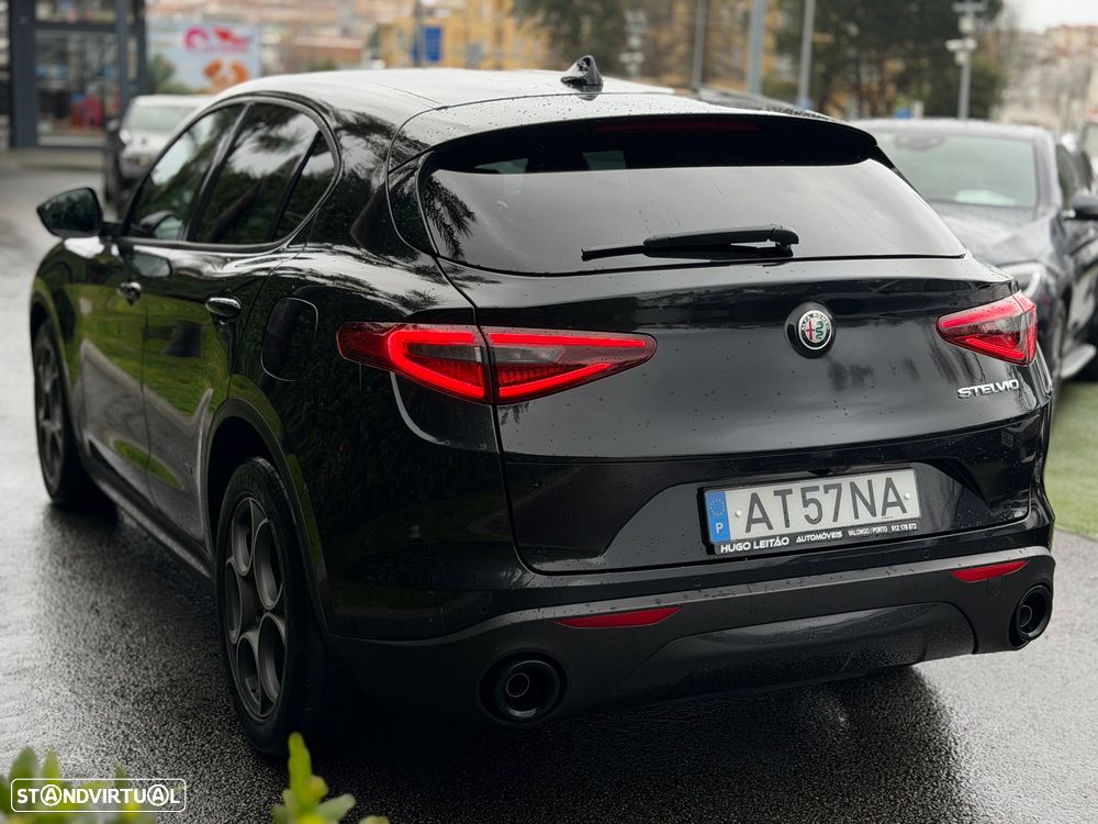 Alfa Romeo Stelvio 2.2 D Sprint AT8 - 11