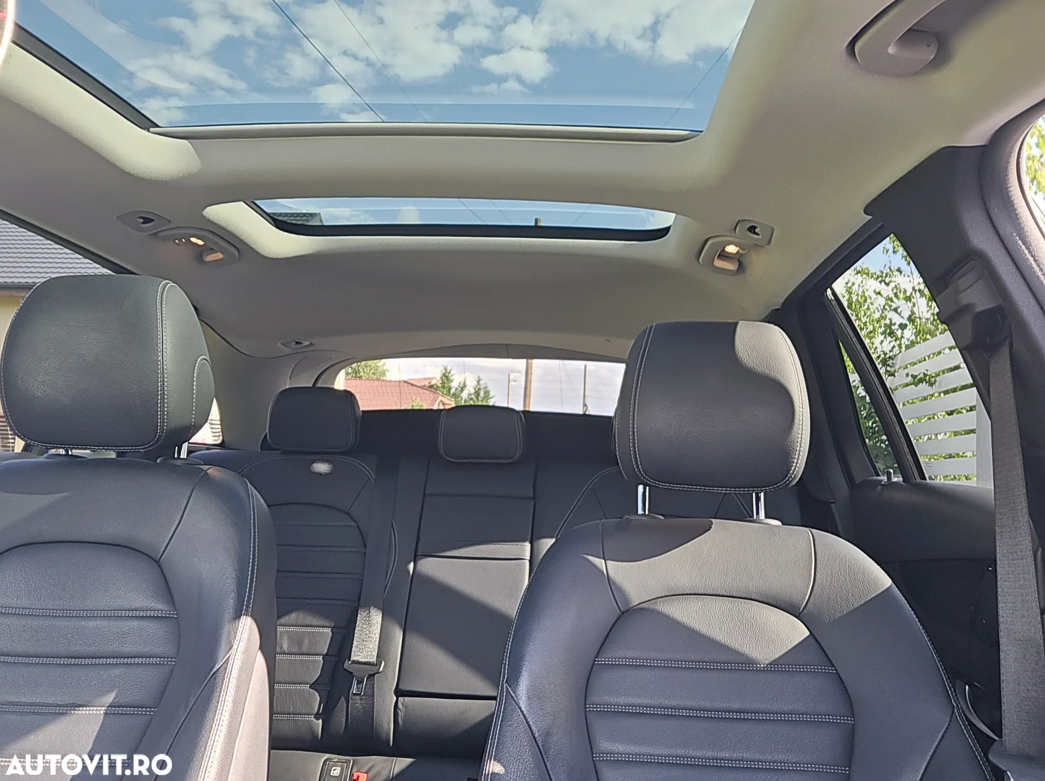 Mercedes-Benz GLC 300 4Matic 9G-TRONIC - 13