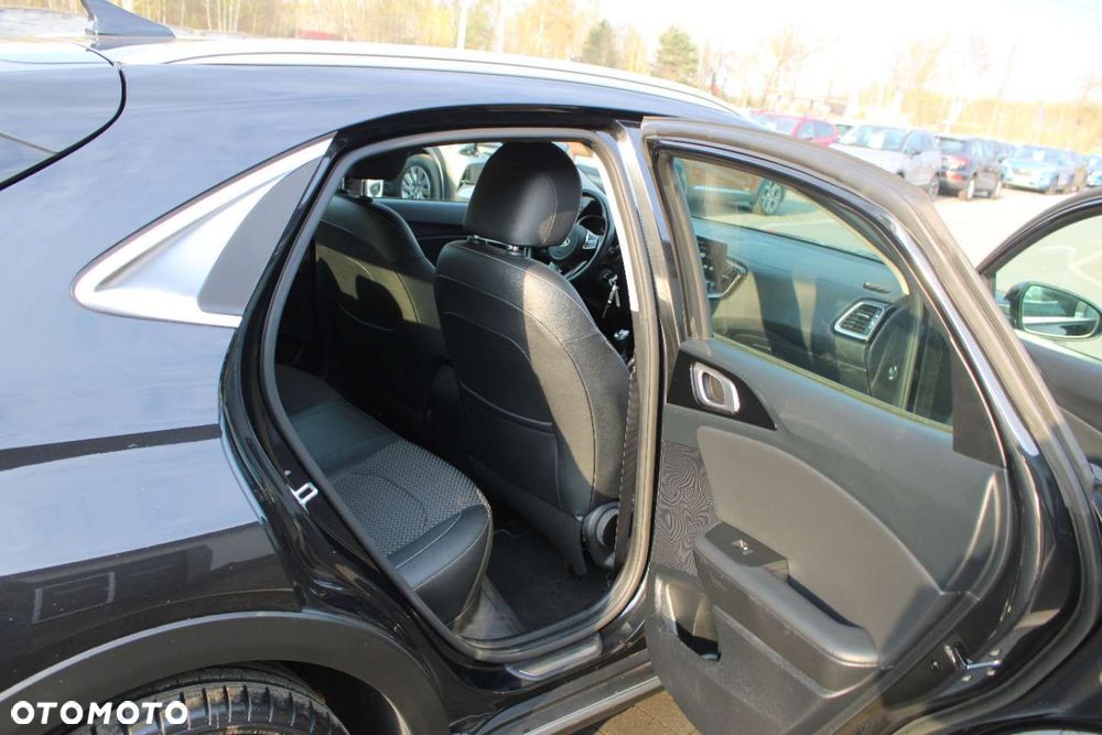 Kia XCeed - 23