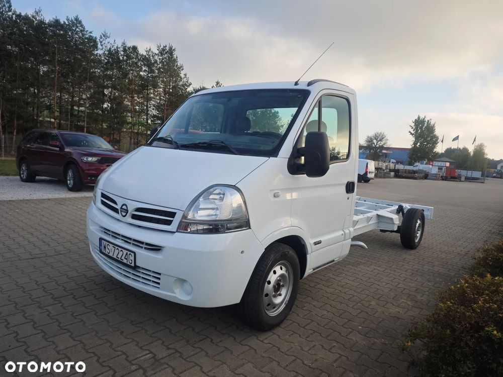 Nissan INTERSTAR - 28