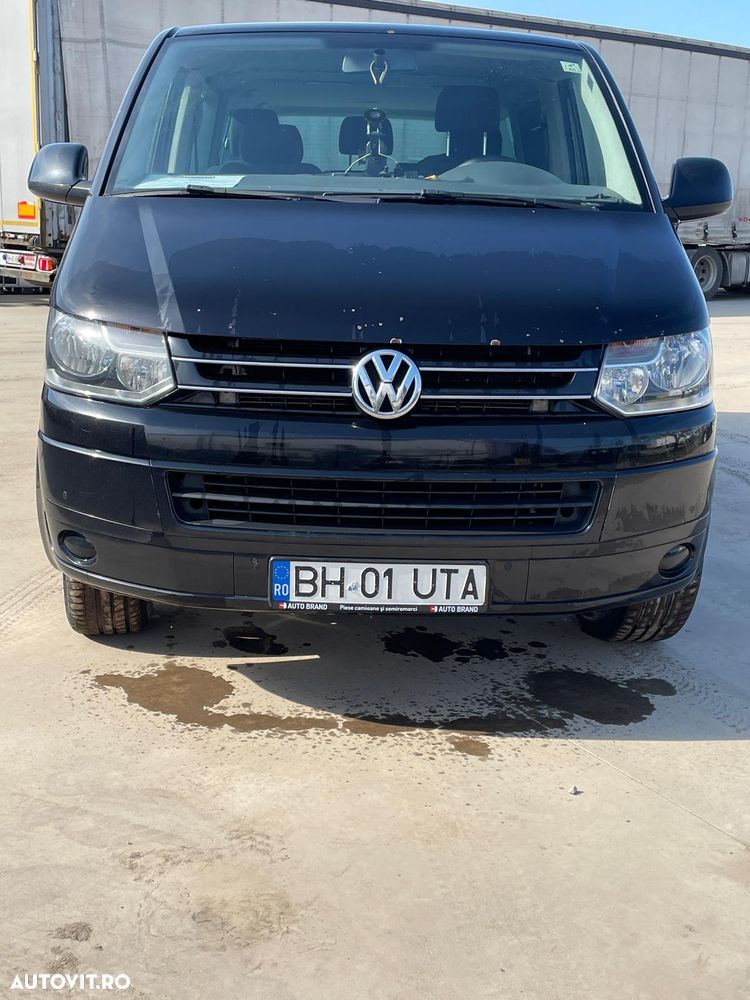 Volkswagen Caravelle - 8