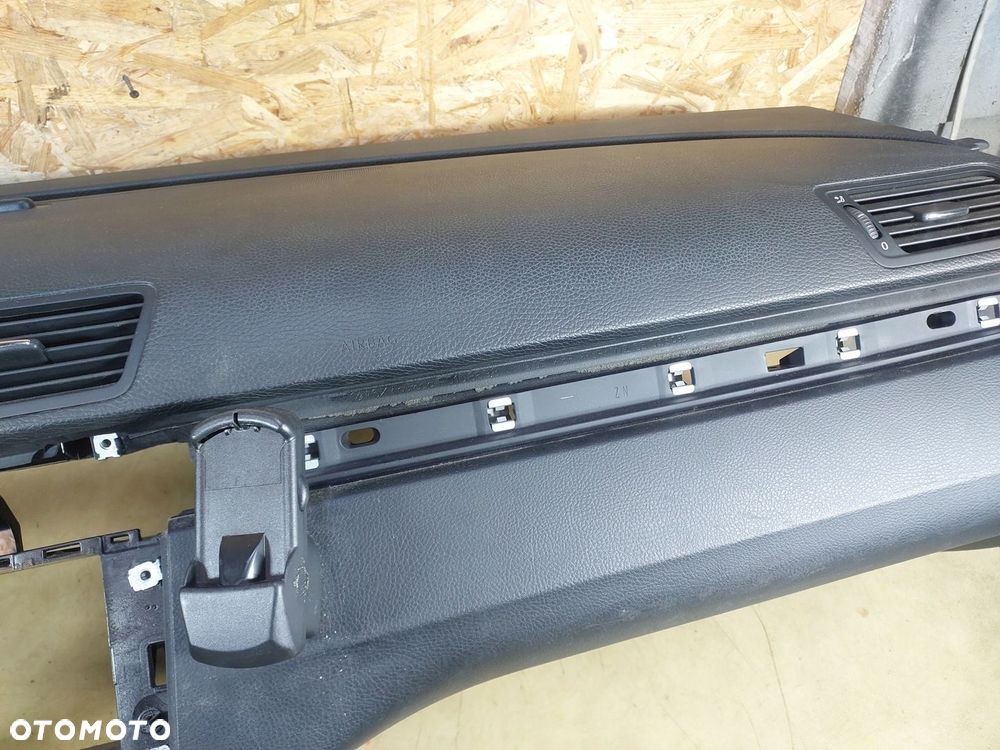 PASSAT B6 DESKA ROZDZIELCZA KONSOLA DEMONTAŻ - 13