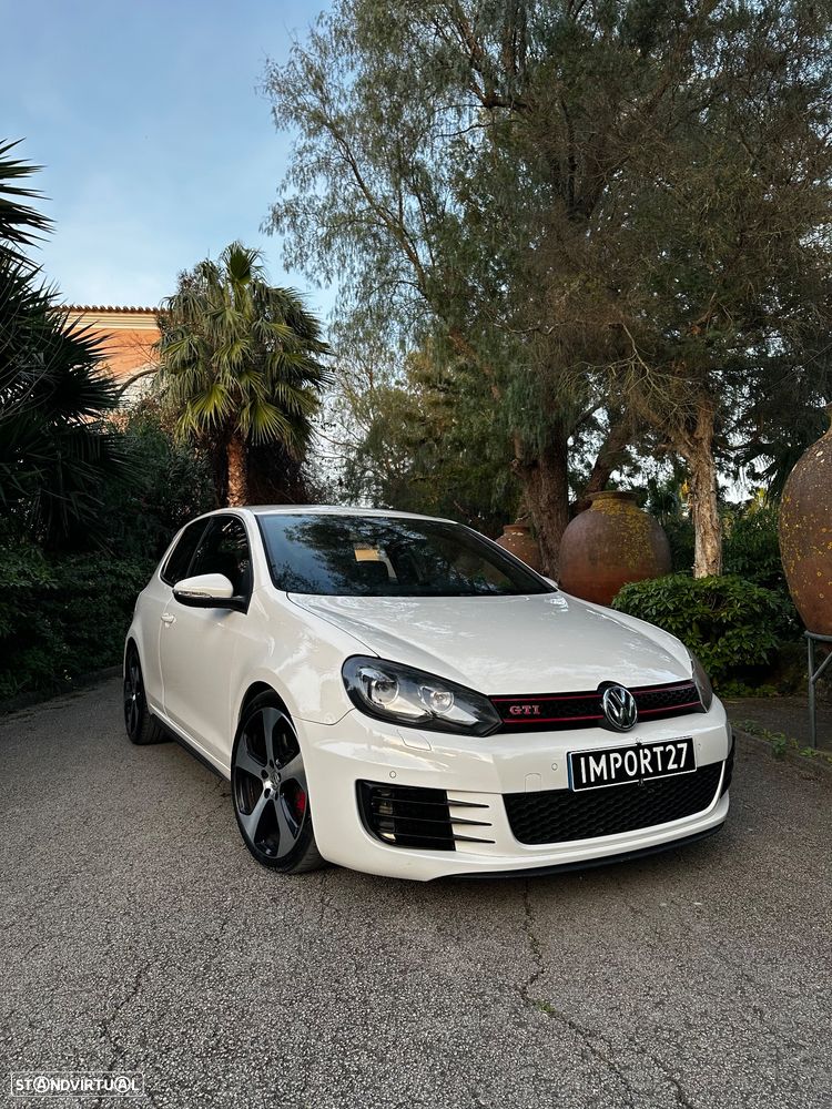 VW Golf 2.0 GTI DSG - 1