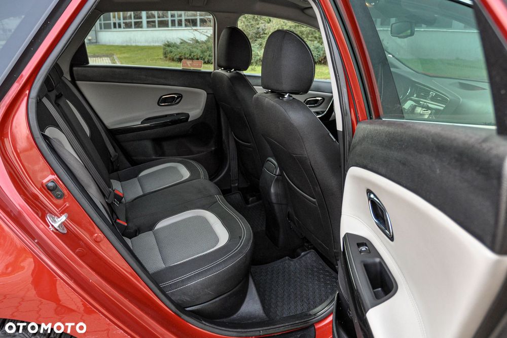 Kia Ceed 1.6 CRDi L - 12