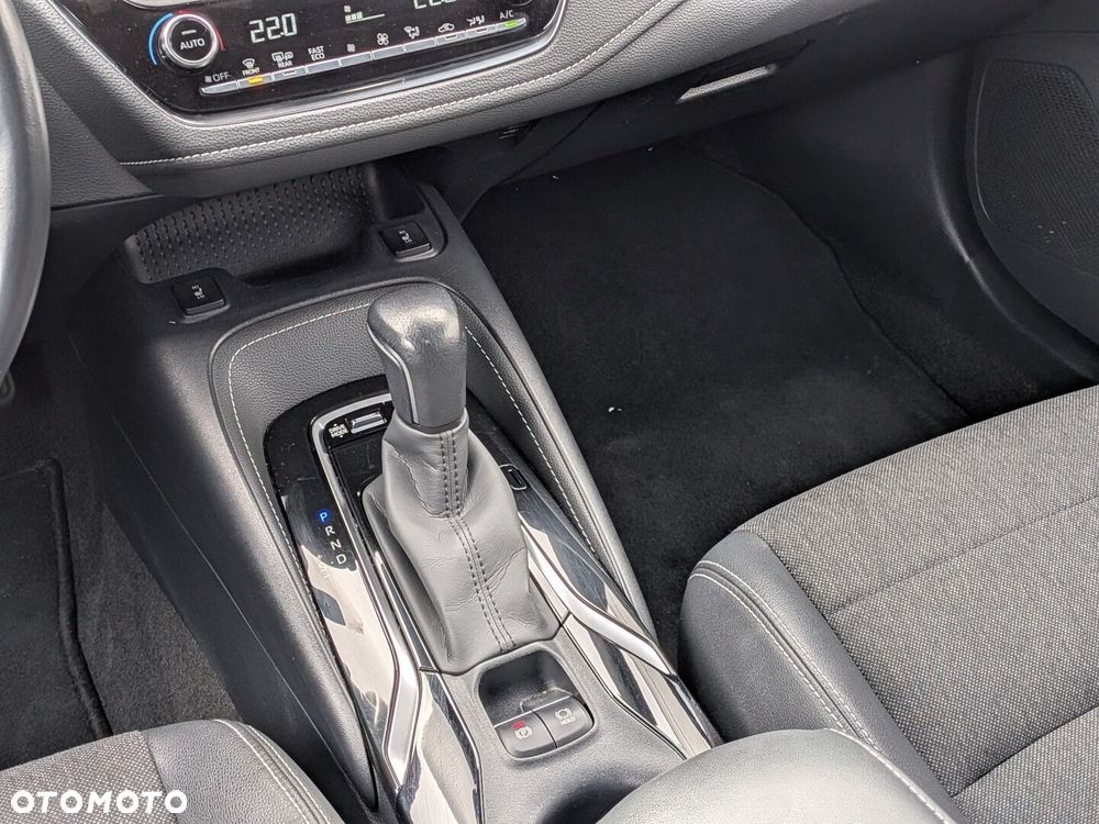 Toyota Corolla 2.0 Hybrid Comfort - 28