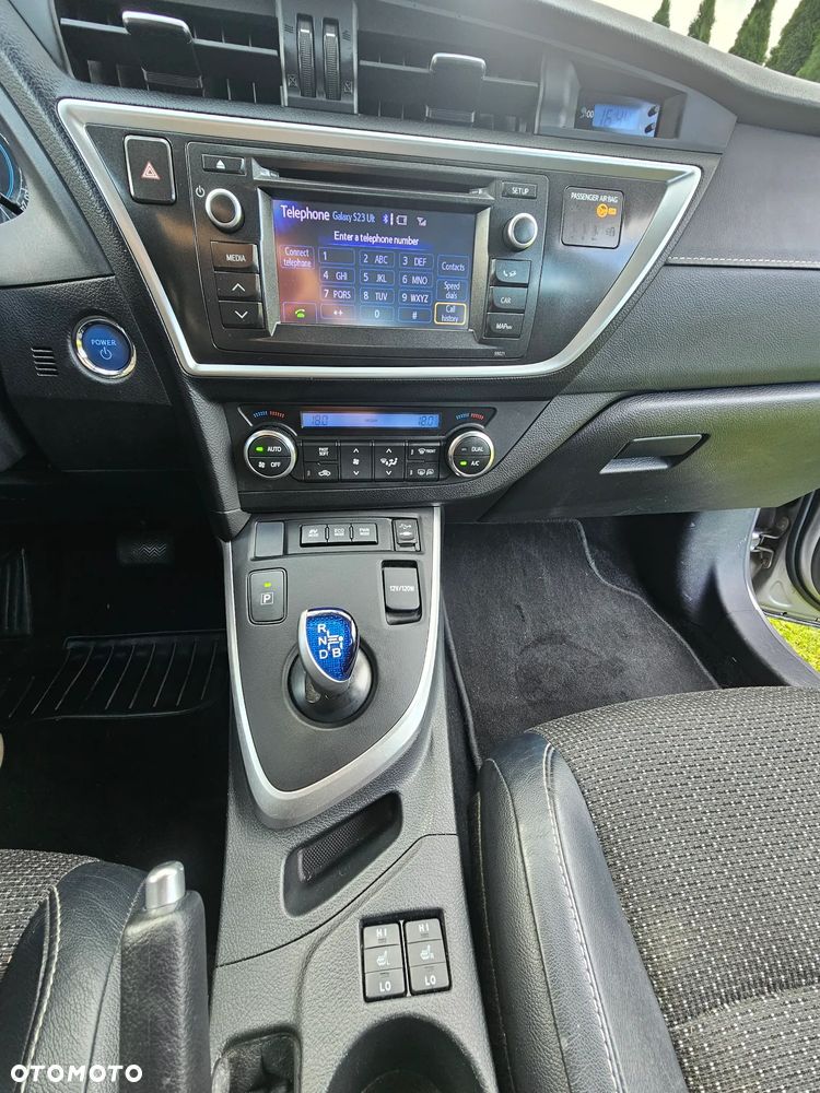Toyota Auris - 14