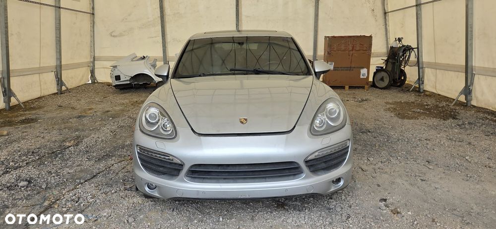 PORSCHE CAYENNE 7P szyba przednia czołowa - 2