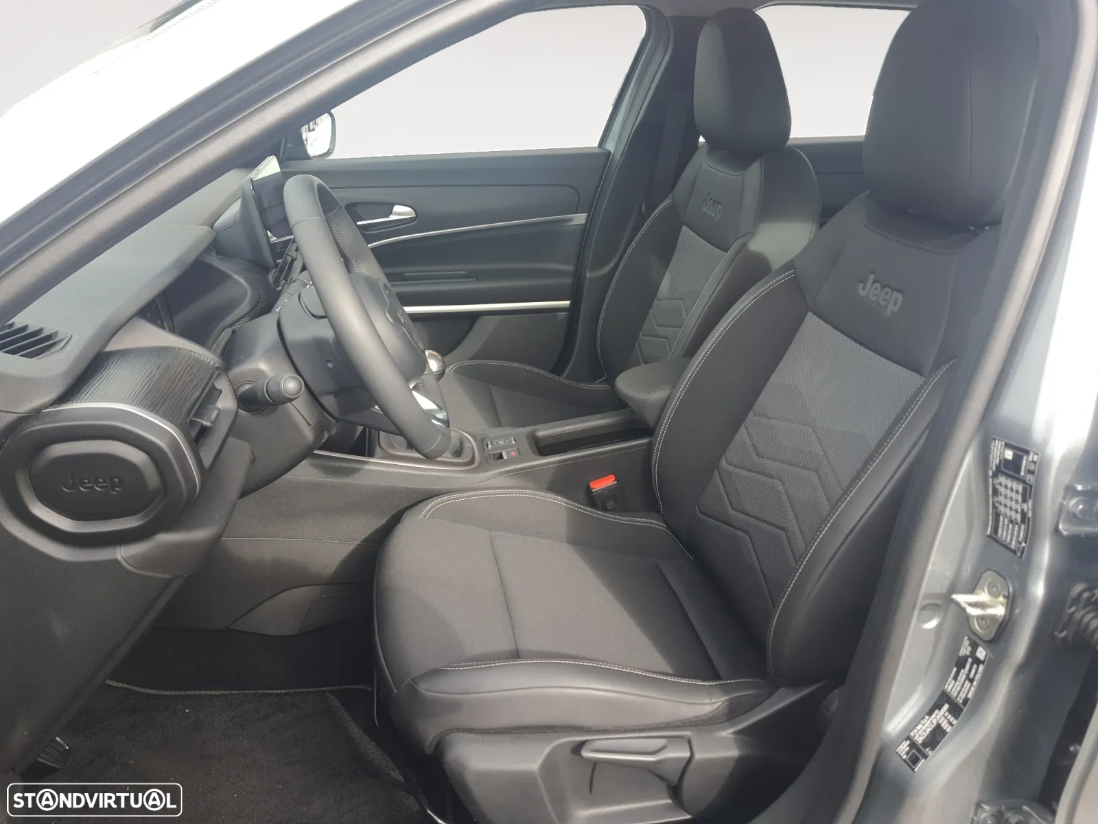 Jeep Avenger 1.2 GSE T3 Altitude - 10