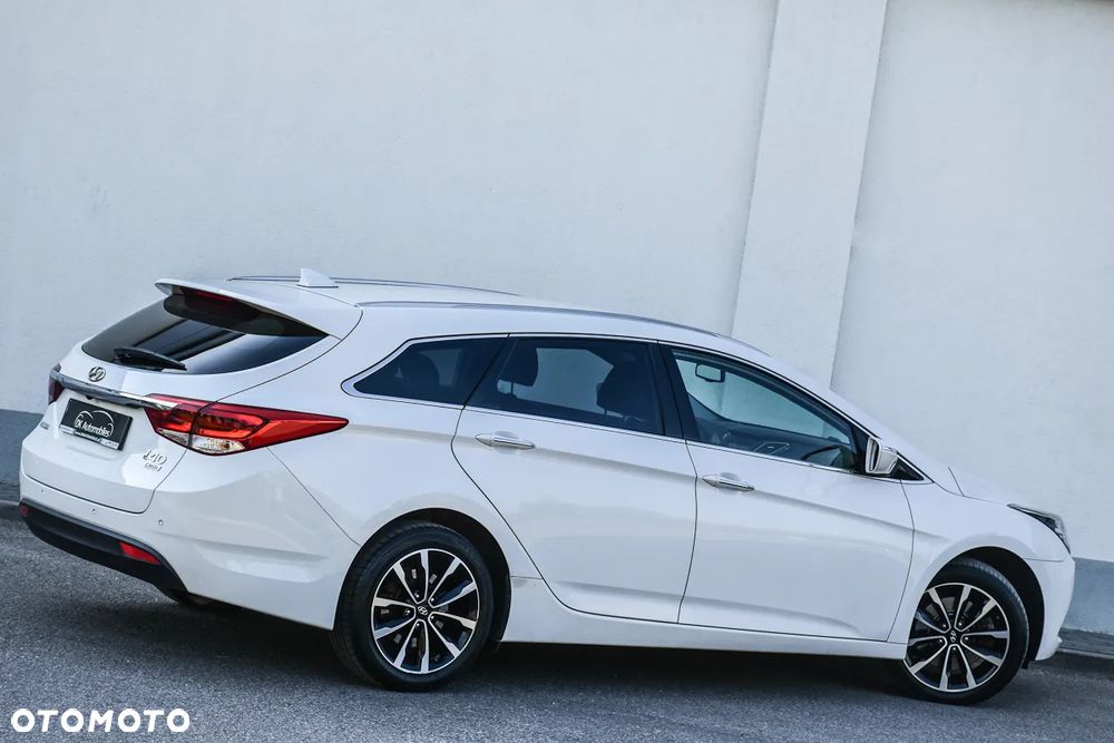 Hyundai i40 Kombi 1.7 CRDi Premium - 9