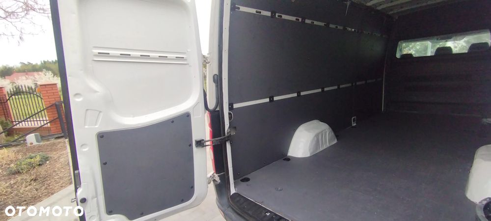 Volkswagen Crafter - 5