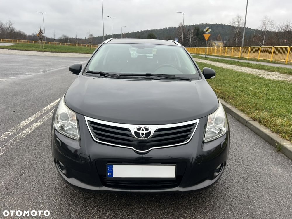 Toyota Avensis 1.6 - 3