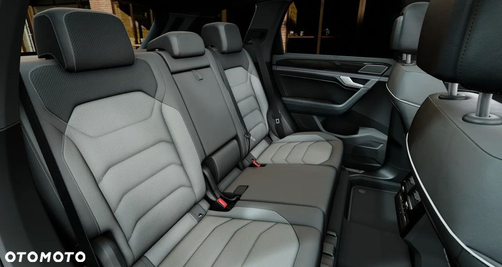 Volkswagen Touareg 3.0 V6 TDI SCR 4Mot R-Line - 11