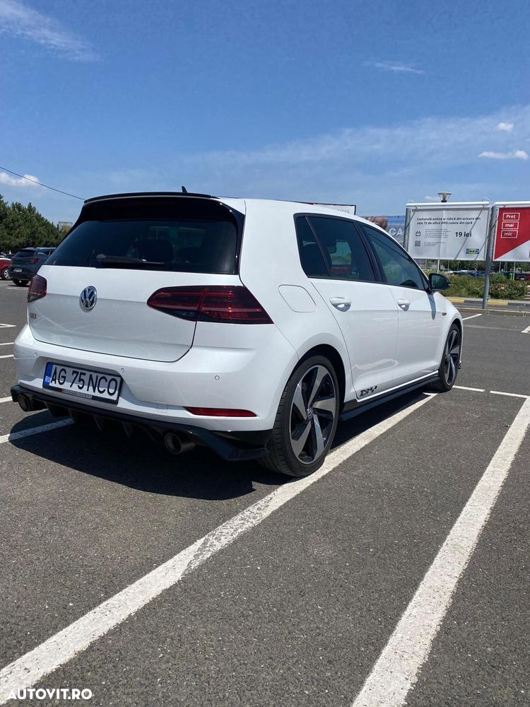 Volkswagen Golf GTI TCR 2.0 TSI OPF DSG - 4