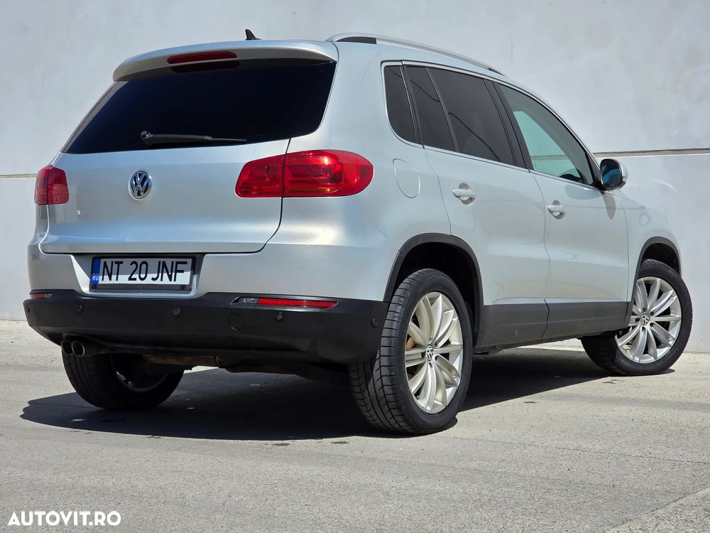 Volkswagen Tiguan 2.0 TDI DPF 4Motion BlueMotion Technology Exclusive - 4