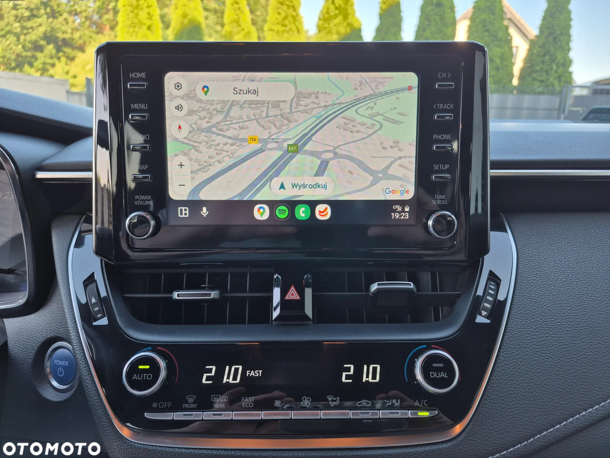 Toyota Corolla 2.0 Hybrid Comfort - 14