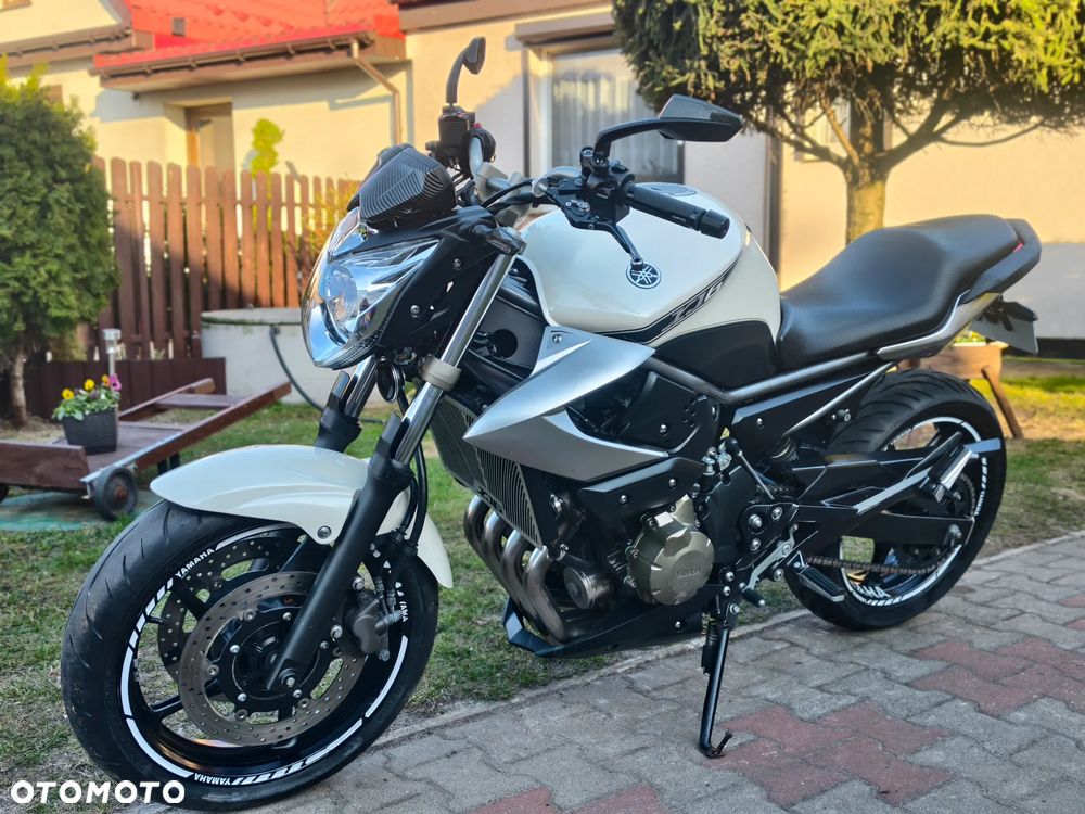 Yamaha XJ - 19