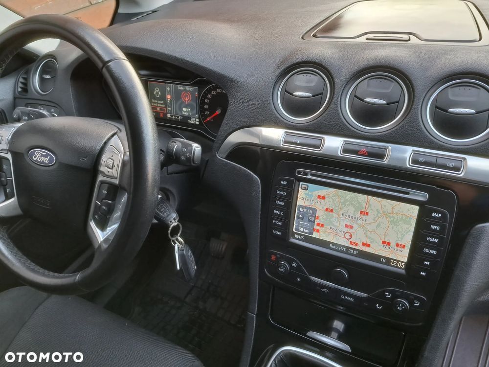 Ford S-Max 2.0 TDCi Titanium - 27