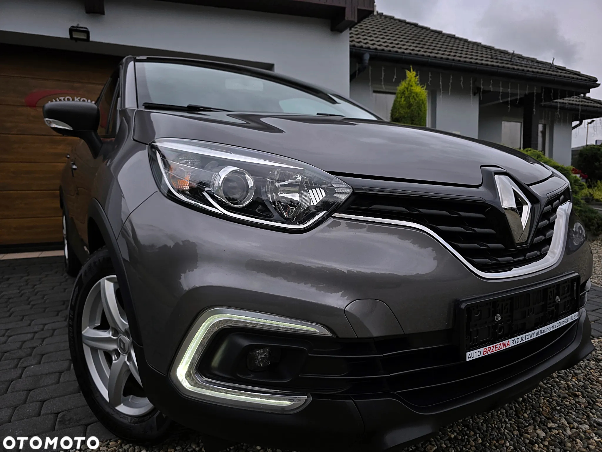 Renault Captur (ENERGY) TCe 90 INTENS - 6