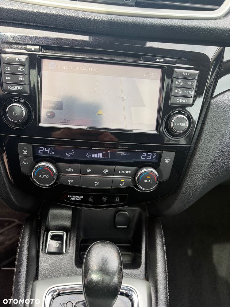 Nissan Qashqai - 25