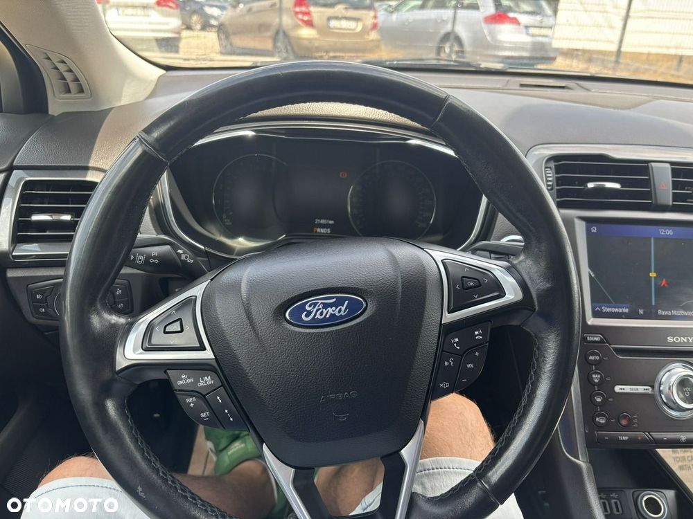 Ford Mondeo - 24