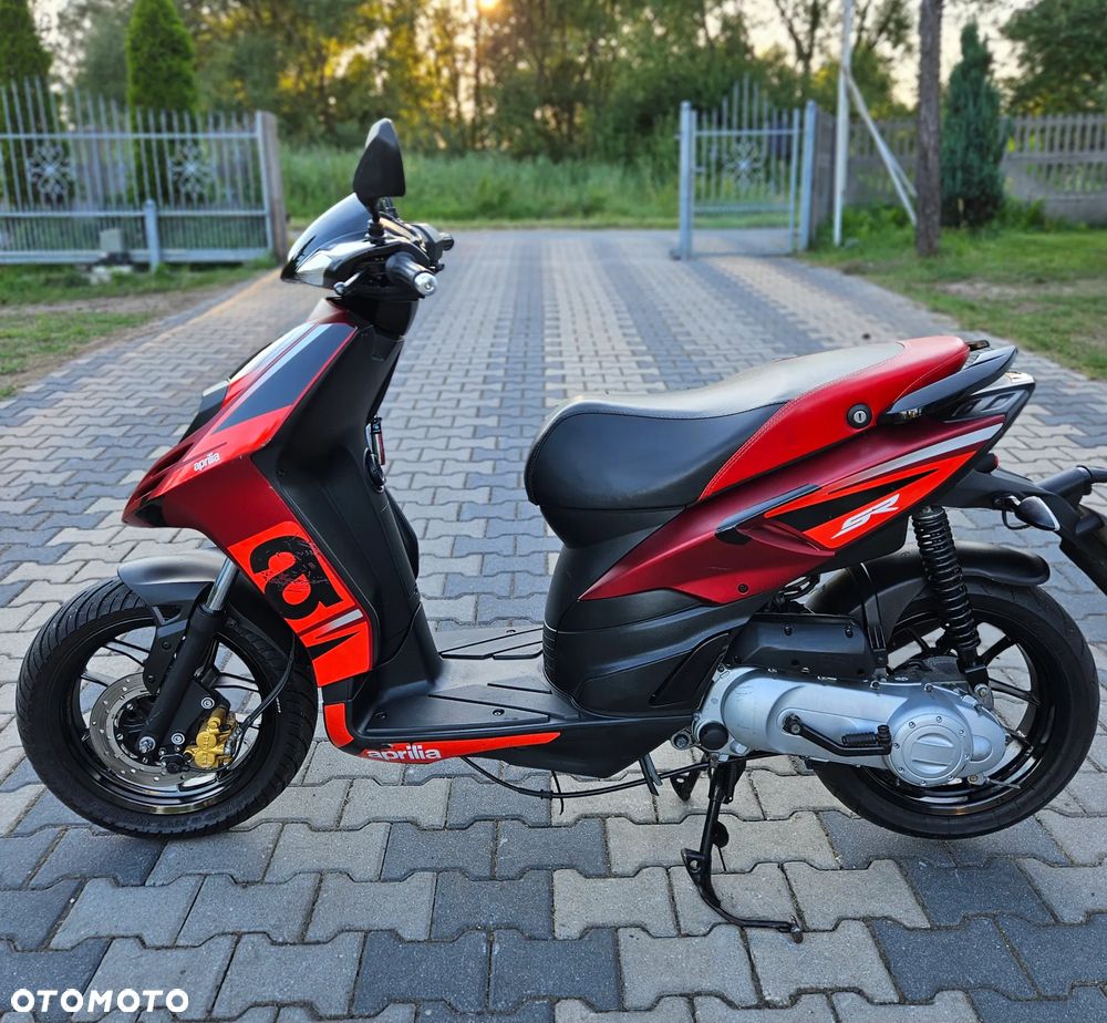 Aprilia SR - 14