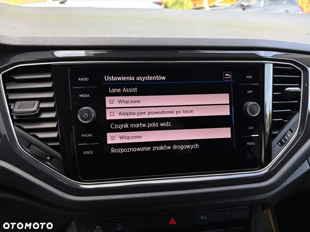 Volkswagen T-Roc - 28